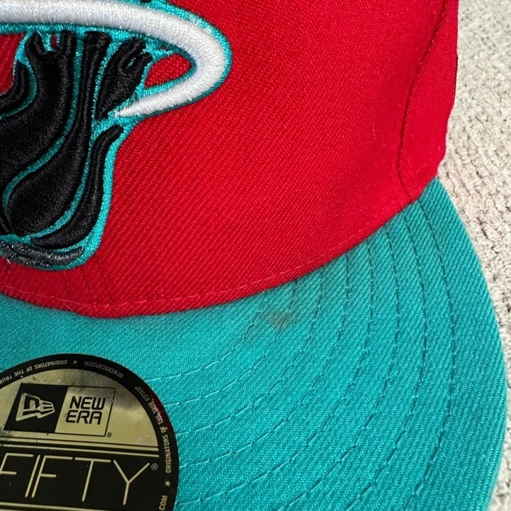 New‎ Era 59FIFTY Miami Heat Hardwood Classics Fitted Hat Red Teal 7 1/4 NBA Cap